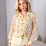 Bluzka koszulowa z żabotem i falbanami Bananowy – Raffiné 1