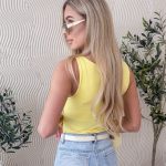 Bluzka na szerokich ramiączkach z dekoltem Bananowy – Wide Muse 4