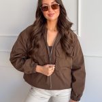 Wiatrówka przejściowa z kapturem i ściągaczami Czekoladowy – Breezella 2