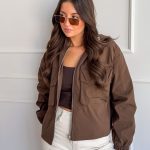 Wiatrówka przejściowa z kapturem i ściągaczami Czekoladowy – Breezella 3