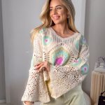 Sweter v-neck z dekoracyjnym splotem Mięta – Virella 1