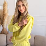 Komplet dresowy ze ściągaczami damski wiązany Bananowy – Lazy Tie 7