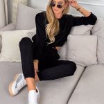 Komplet dresowy ze ściągaczami damski wiązany Czarny – Lazy Tie 1