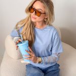 Bluzka z koronkowymi rękawami Błękitny – Sleevelisse 4