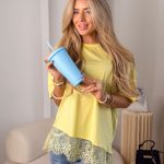 Bluzka z koronkowym wykończeniem po skosie Bananowy – Diagonal Lace 3