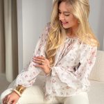 Bluzka damska w kwiaty z wiązaniem Biały – Tiefloria 2