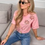 Bluzka z kwiatowymi aplikacjami Różowy – Floral Whisper 1