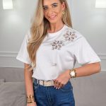 Bluzka z kwiatowymi aplikacjami Biały – Floral Whisper 1
