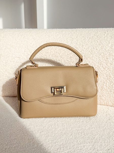 Torebka z okrągłą rączką zamykana na sprzączkę Beżowy – Round Grace 1