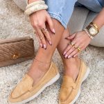 Zamszowe mokasyny Bananowe – Suede Silence 3