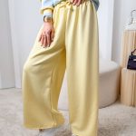 Komplet damski: bluza w paski + spodnie rozkloszowane Bananowy – Linevera 4