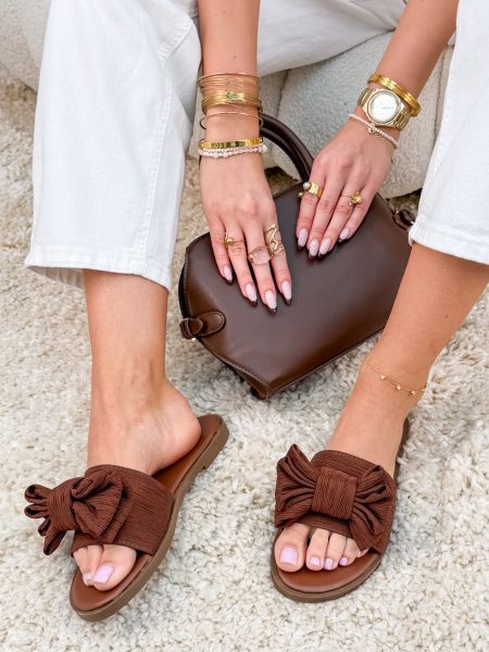 Klapki damskie z kokardką Czekoladowe – Sweet Detail 1