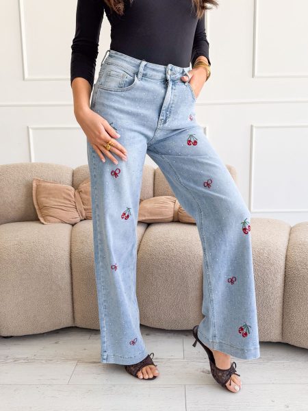 Spodnie jeansowe wide leg z wisienkami Jasny jeans – Cherry Flow 1