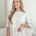 Komplet z wiskozy: podwinięte spodnie i bluzka z kokardkami Beżowy – Viscobella Set 2