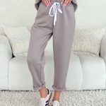 Komplet z wiskozy: podwinięte spodnie i bluzka z broszką Fango – Viscoria Set 5