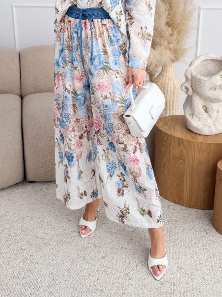 Spodnie damskie w kwiaty Białe – Floravia Pants 1