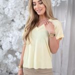 Bluzka z dekoltem w serek Żółta – Vellina 1