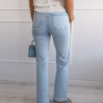 Spodnie jeansowe z ozdobnymi guzikami i kieszeniami Jasny jeans – Buttonique 2