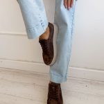 Sneakersy skórzane ażurowe Czekoladowy – Perfora 2