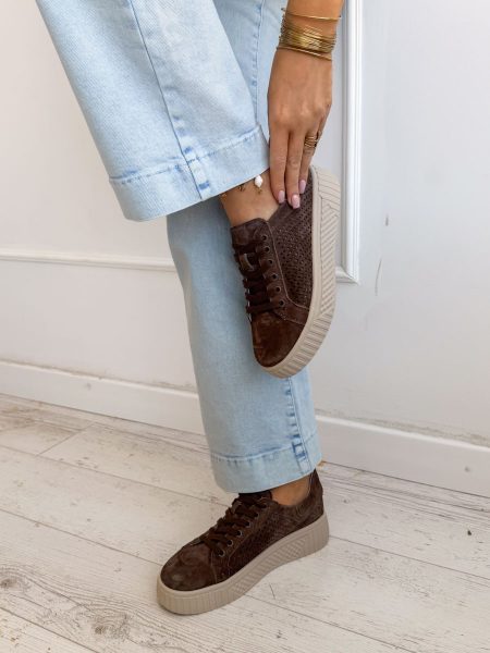 Sneakersy skórzane ażurowe Czekoladowy – Perfora 1