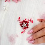 Komplet damski: koszula z haftem i szorty Śmietankowy – Embroset 3