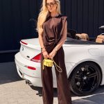 Elegancki komplet wiskozowy z wiązaną bluzką i spodniami Czekoladowy – Viscara 1
