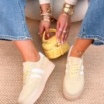 Sneakersy zamszowe na białej podeszwie Bananowe – Suwhite 2