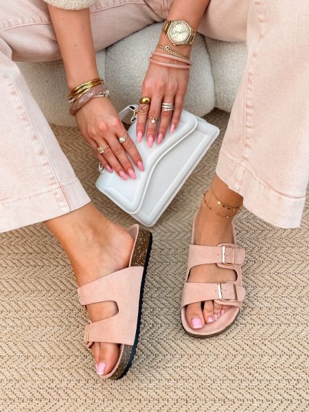 Klapki damskie profilowane korkowe z klamrami Pudrowy – Cork Form 1