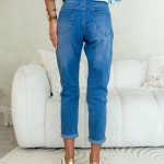 Spodnie jeansowe mom fit z przetarciami Jeansowy – Wornelle 4