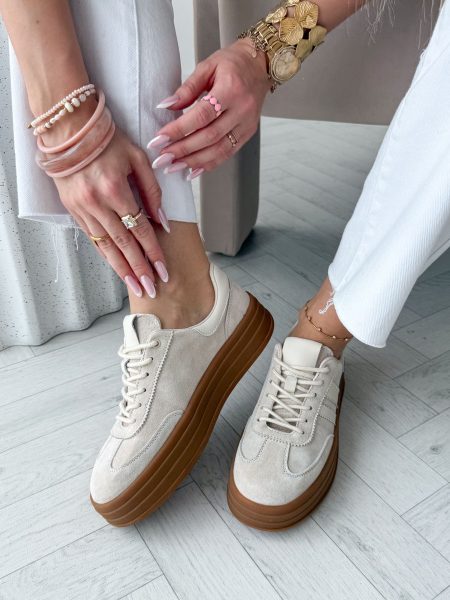 Zamszowe sneakersy na grubej podeszwie Beżowe – Suedora 1